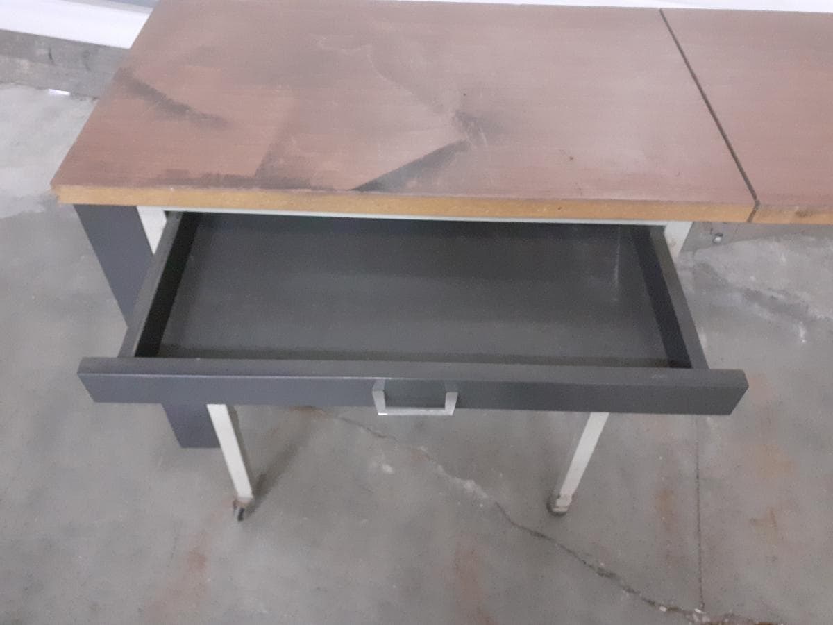 Mesa de apoio — imagem 5