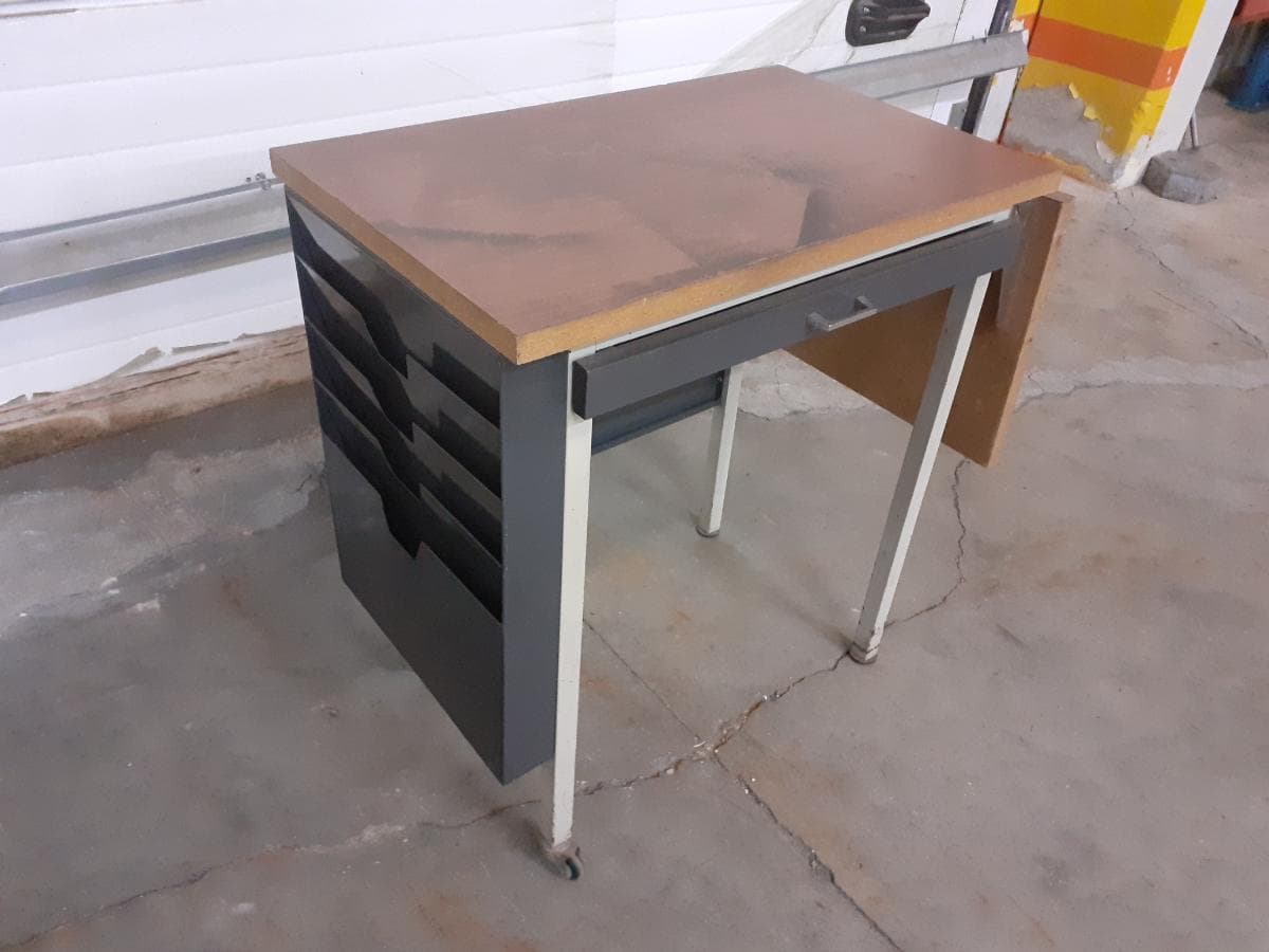 Mesa de apoio — imagem 4