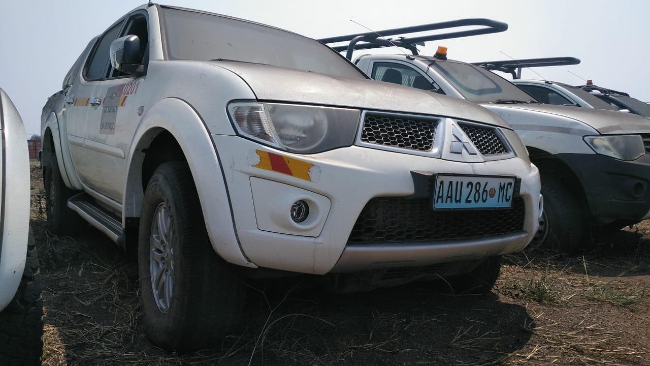 Mitsubishi L200 · — imagem 2