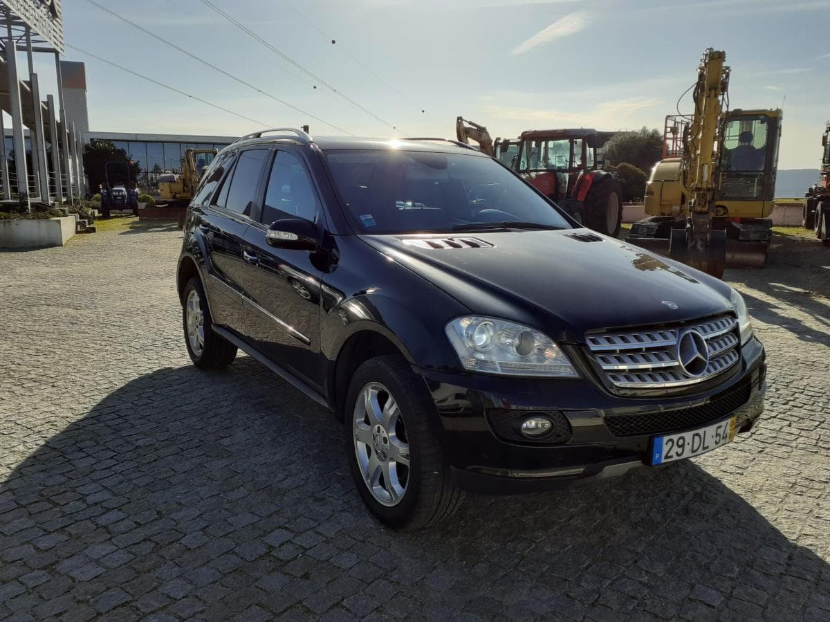 Mercedes-Benz ML 320 CDI · Ano 2006 — imagem 3