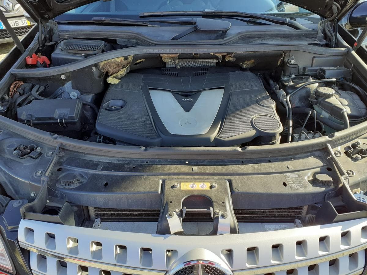 Mercedes-Benz ML 320 CDI · Ano 2006 — imagem 18