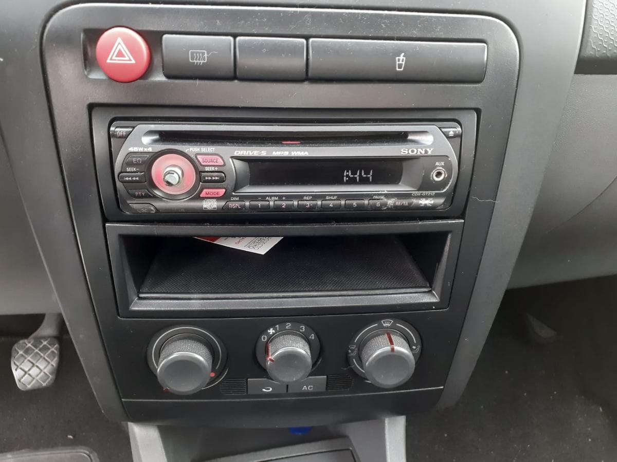 Seat Ibiza — image 11