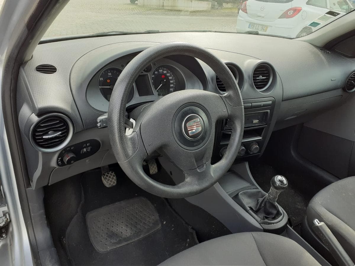 Seat Ibiza — image 10