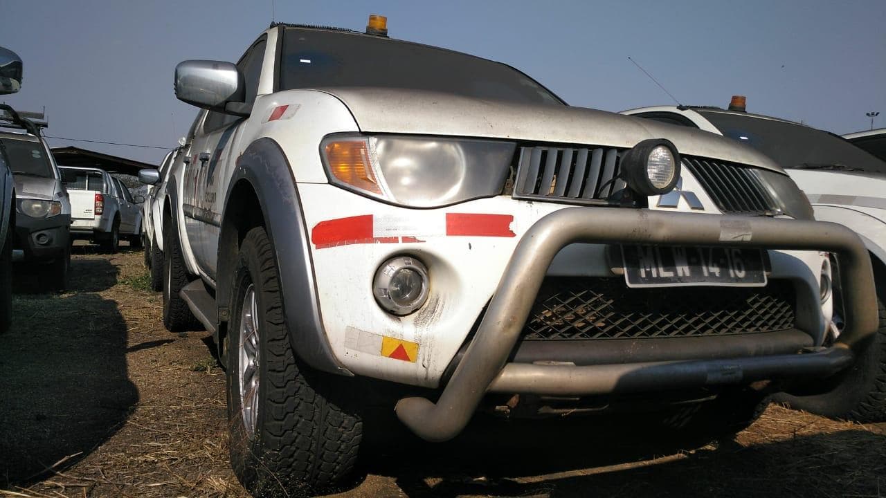 Mitsubishi L200 ·