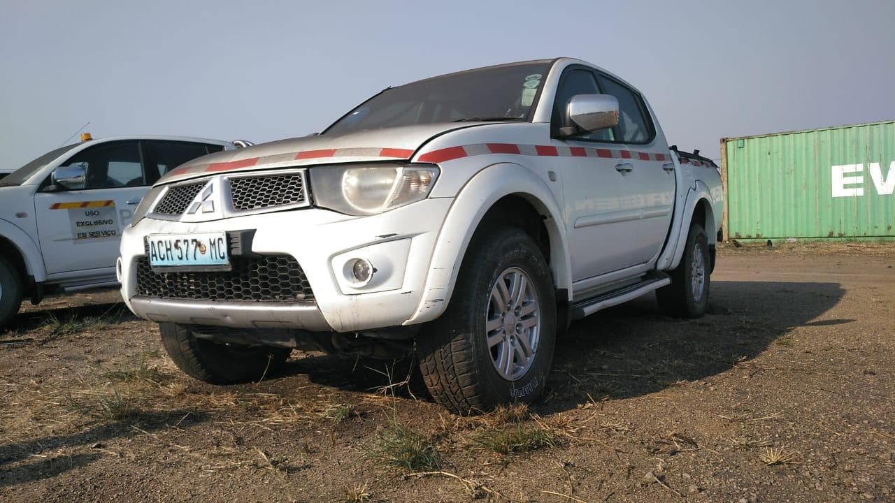 Mitsubishi L200 · — imagem 5