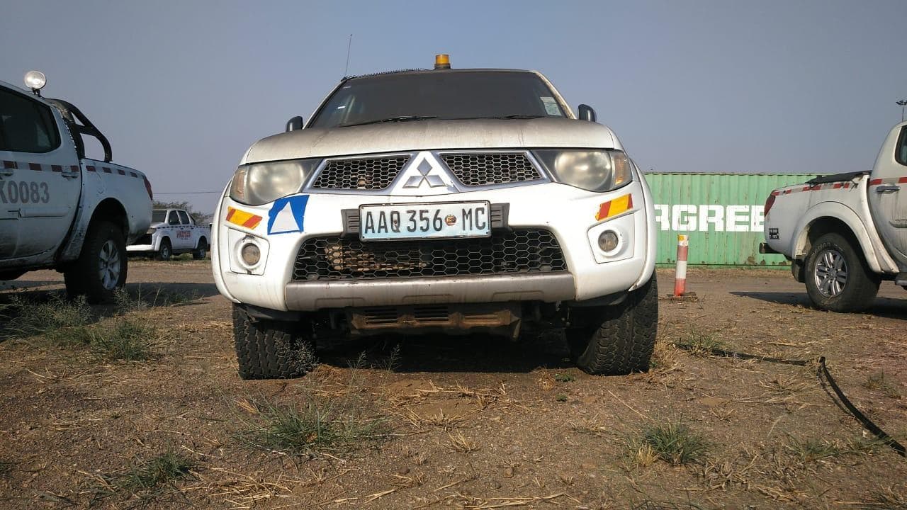 Mitsubishi L200 · — image 4