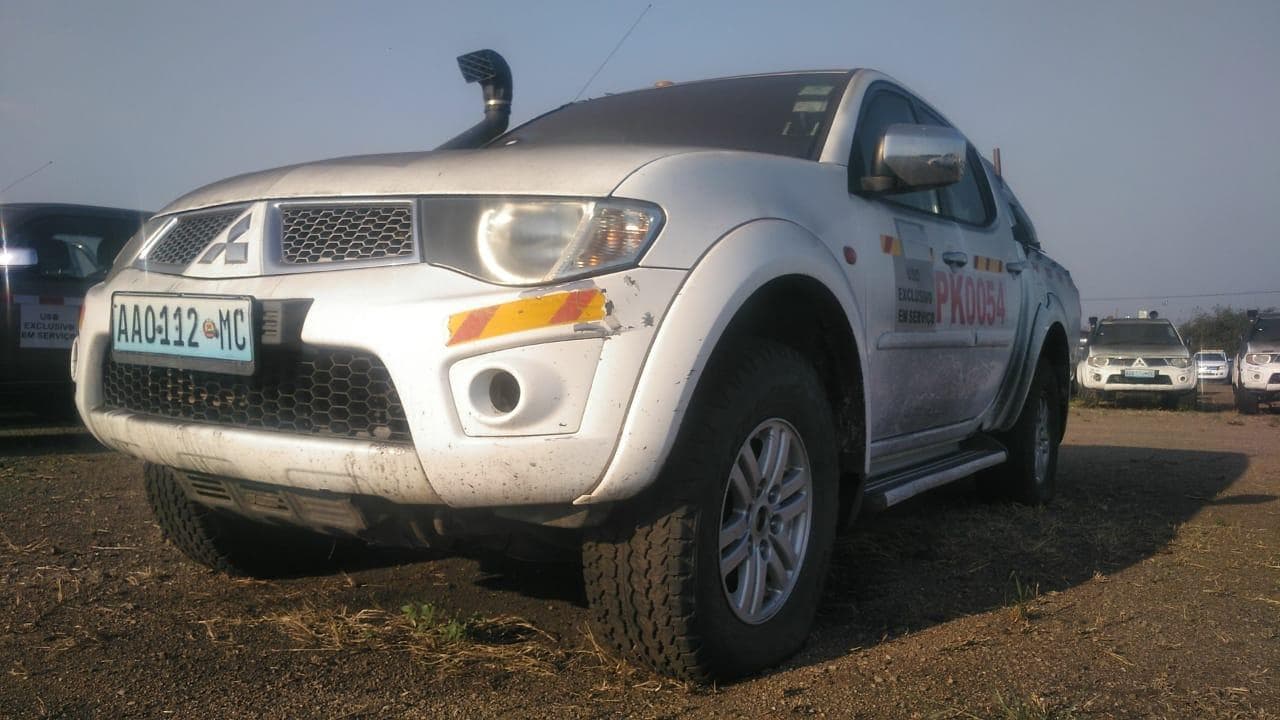 Mitsubishi L200 · — imagem 1