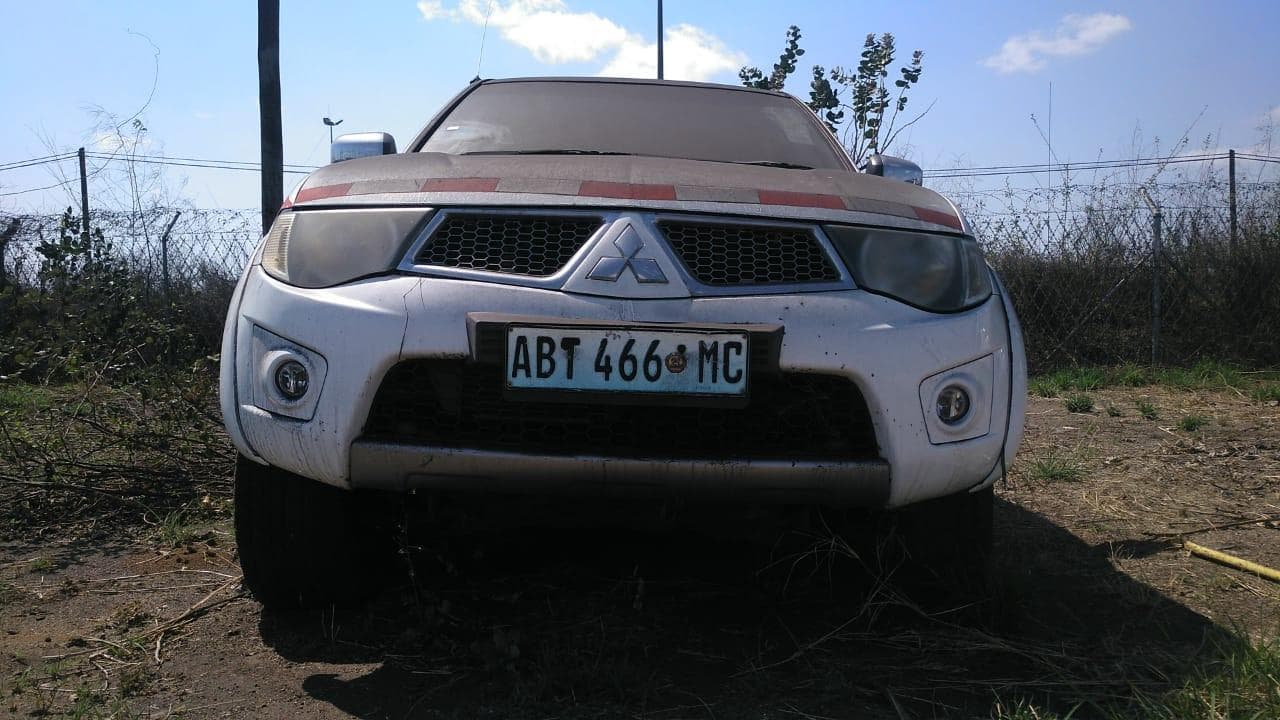 Mitsubishi L200 · — imagen 1