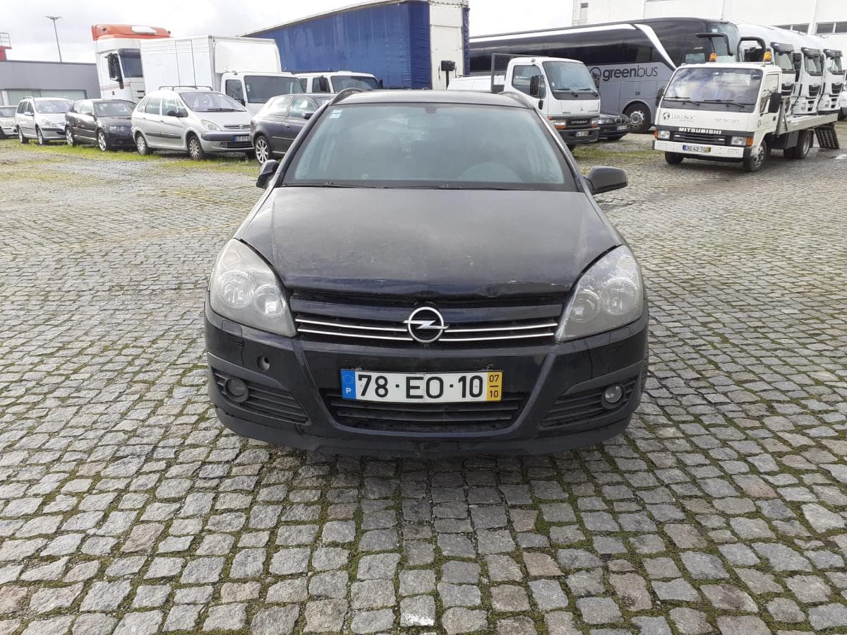 Opel Astra 1.3 CDTI — image 2