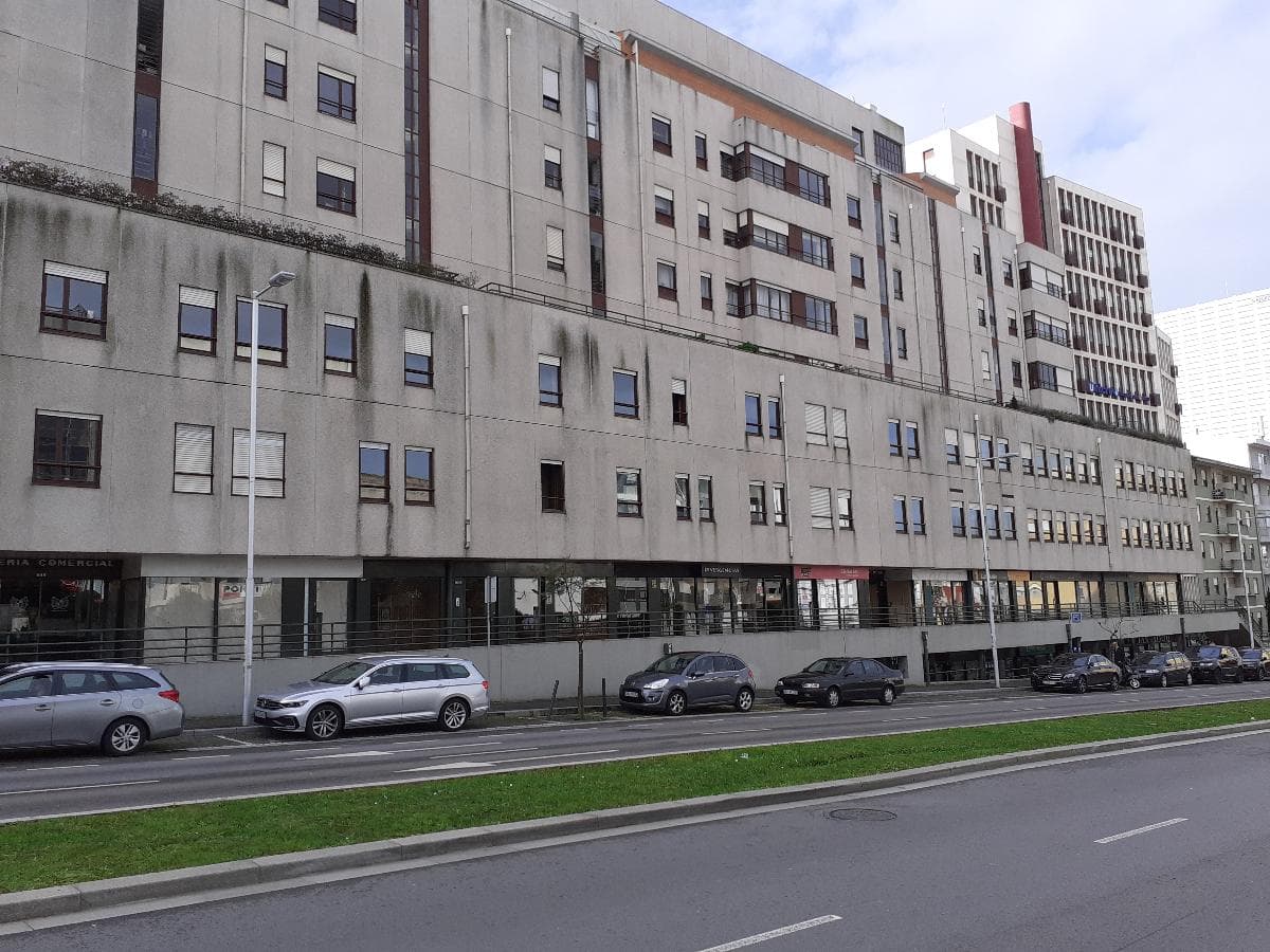 2 Lugares de Garagem · Porto — imagem 2
