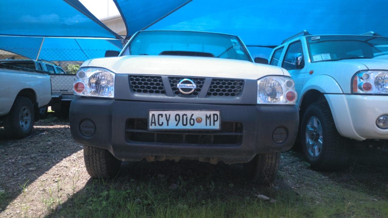 Nissan Hardbody — imagem 2