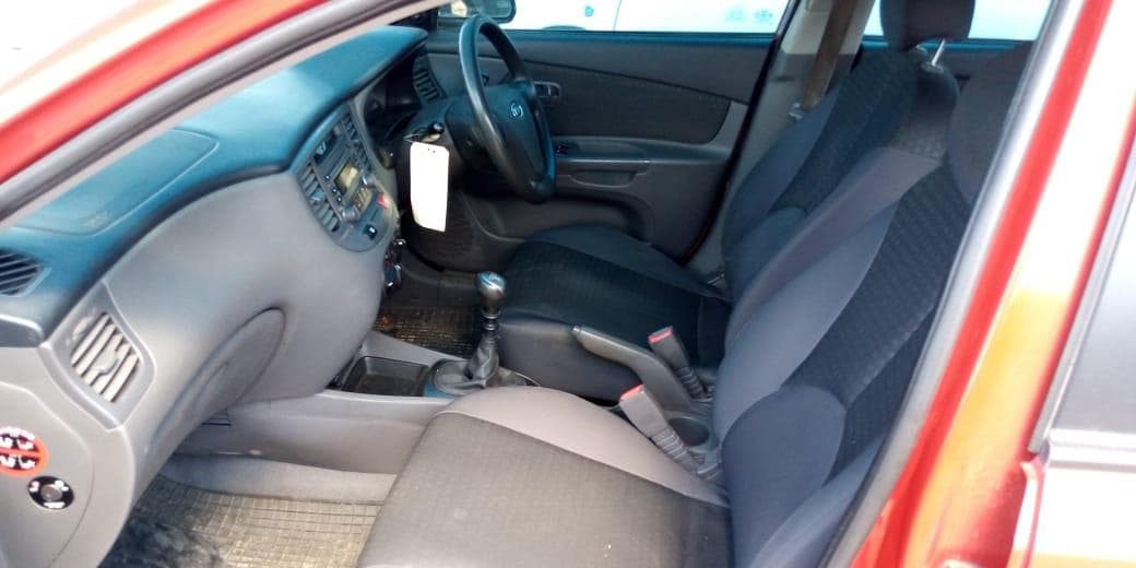 Kia Rio — imagem 4