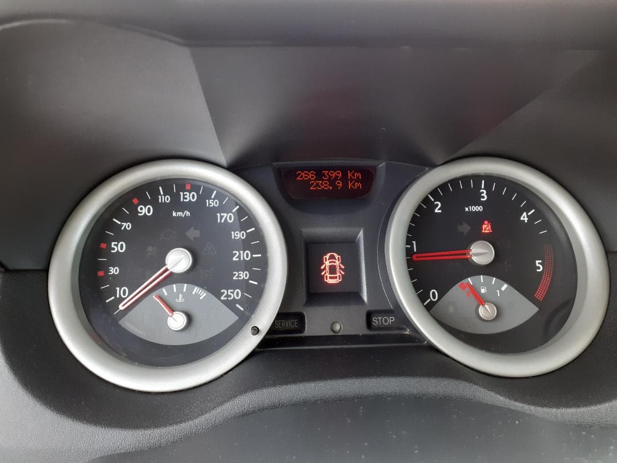 Renault Mégane 1.5 DCI — image 12