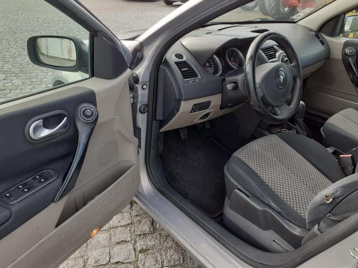 Renault Mégane 1.5 DCI — image 7