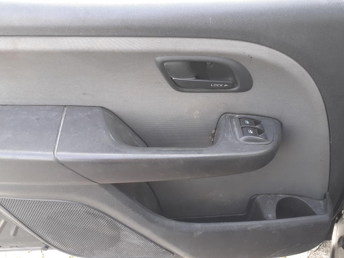 Fiat Doblo · 7 lugares — image 9
