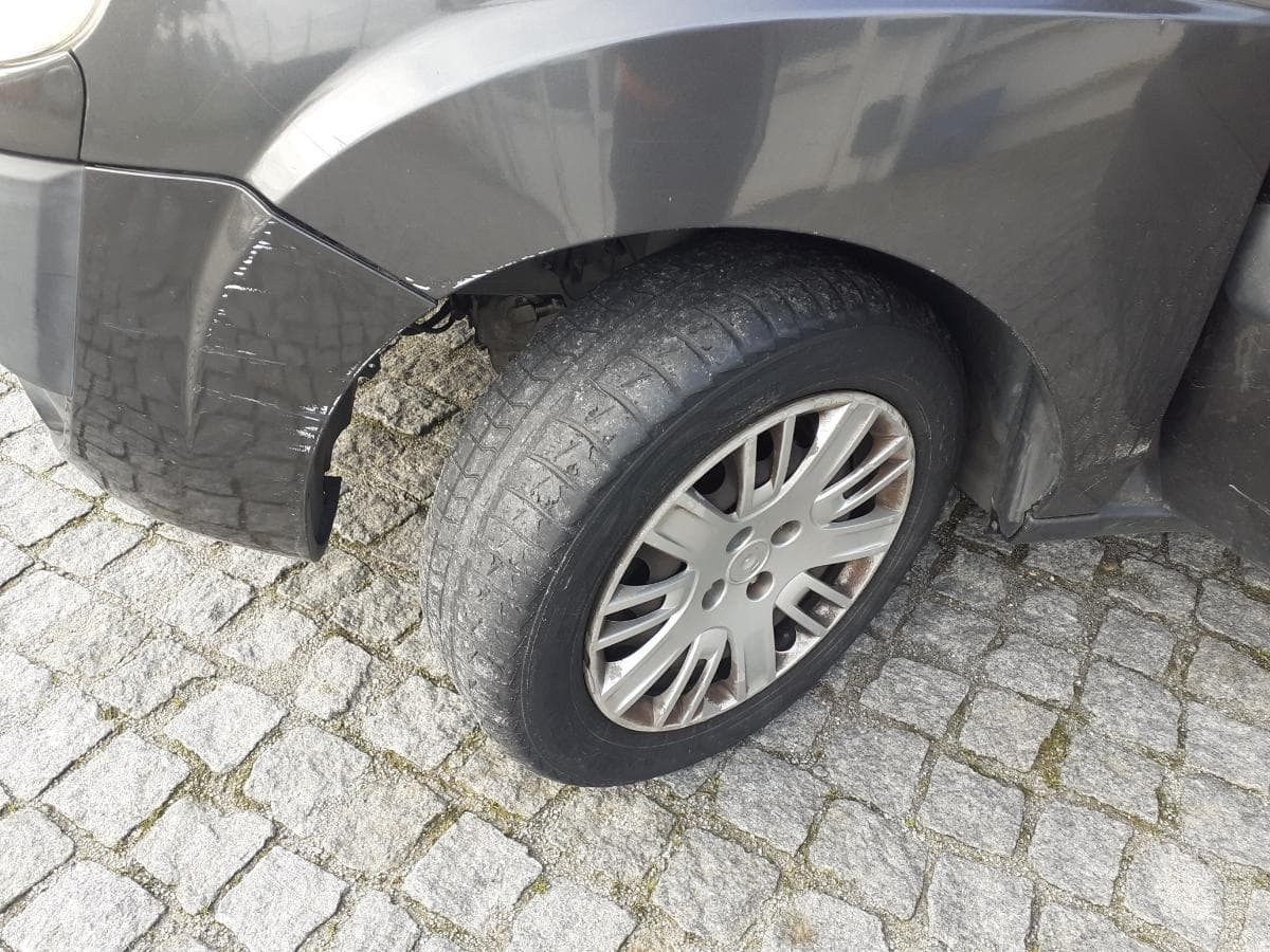 Fiat Doblo · 7 lugares — image 18
