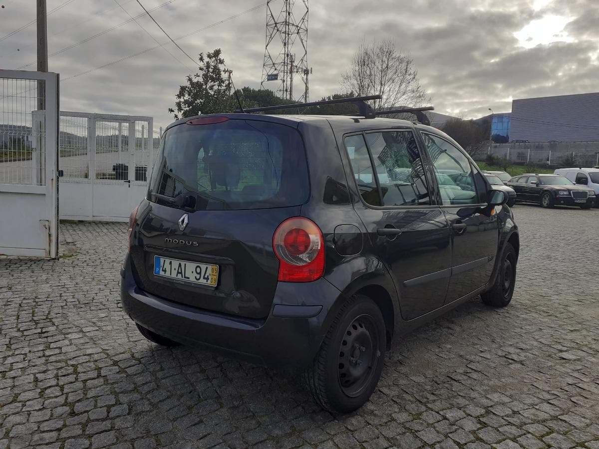 Renault Modus 1.5 DCI, 41-Al-94 · Paredes — imagem 6