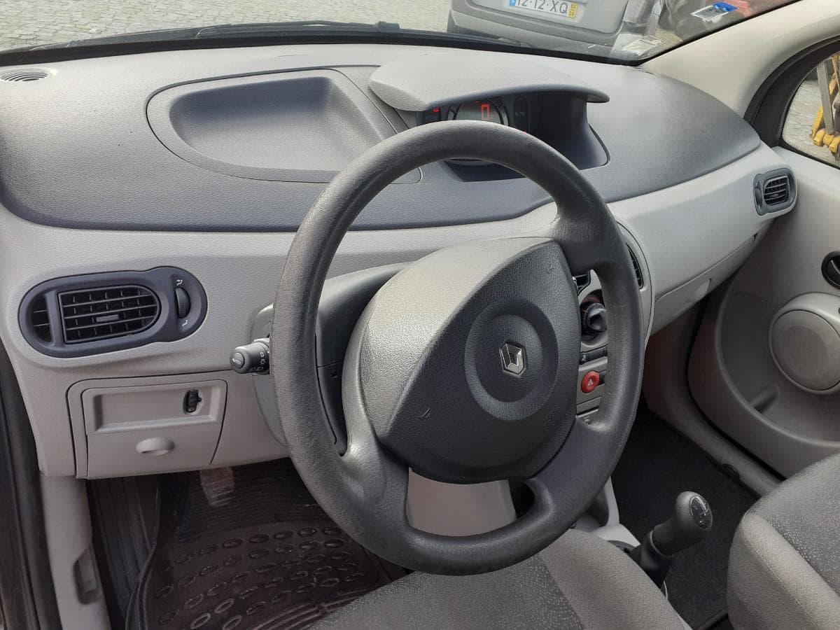 Renault Modus 1.5 DCI, 41-Al-94 · Paredes — imagem 10
