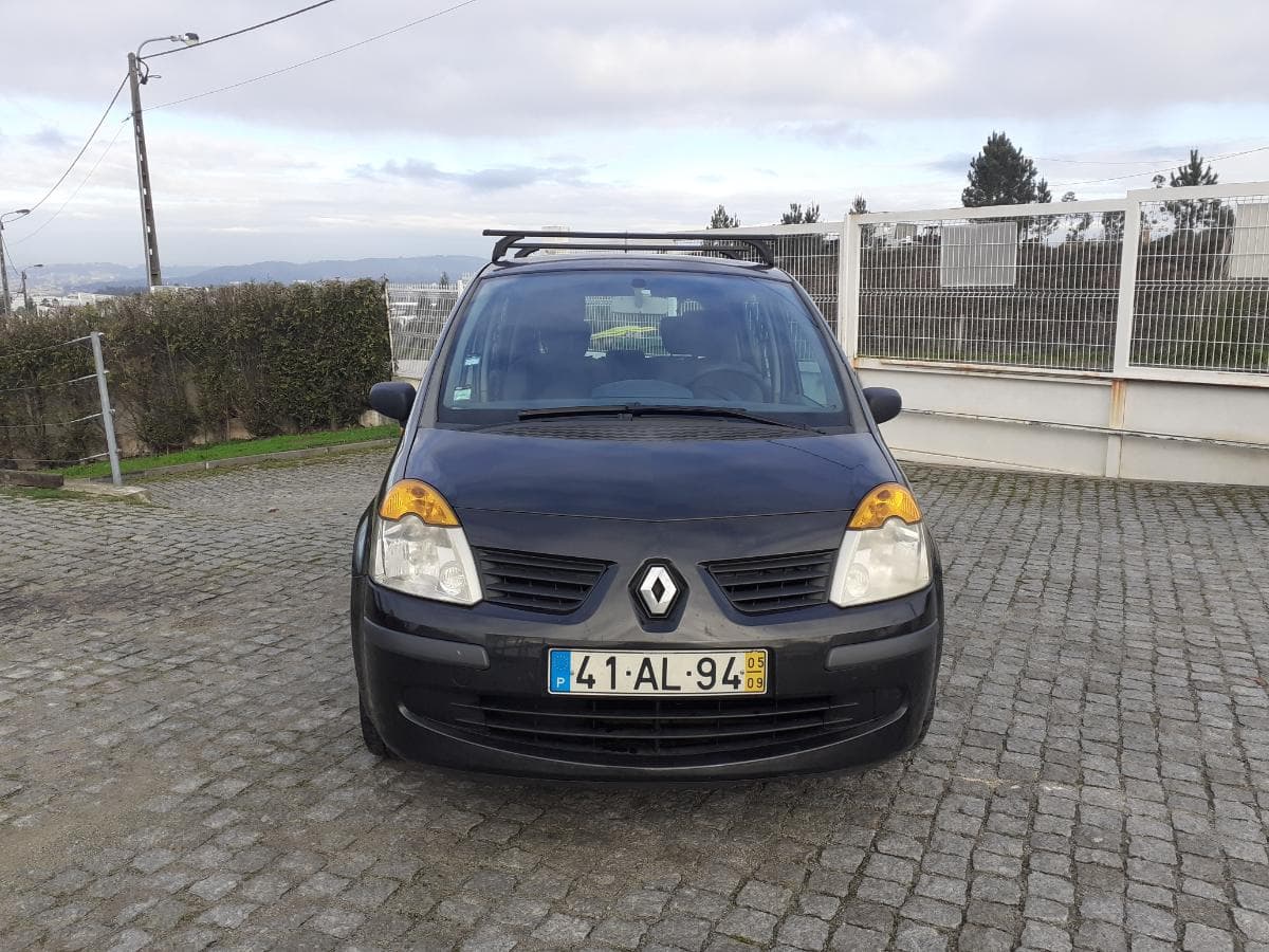 Renault Modus 1.5 DCI, 41-Al-94 · Paredes — imagem 2