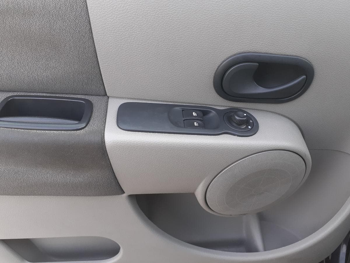 Renault Modus 1.5 DCI, 41-Al-94 · Paredes — imagem 9