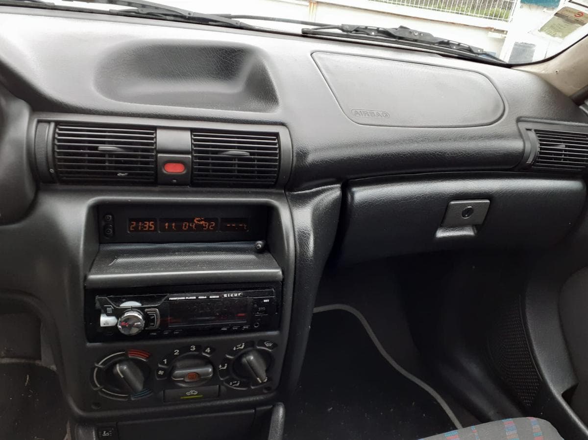 Opel Astra 1.7 TD · motor Izuzo — imagem 13