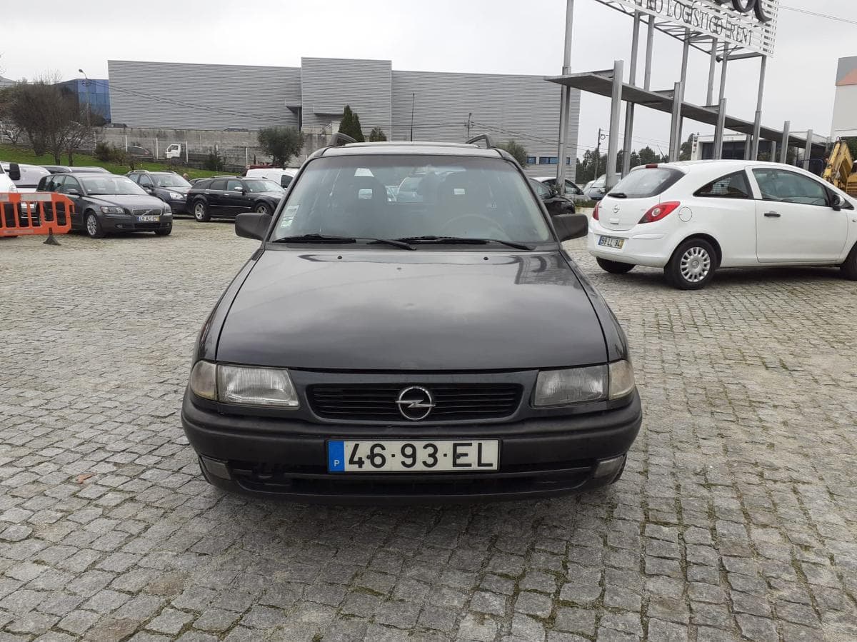 Opel Astra 1.7 TD · motor Izuzo — imagem 2