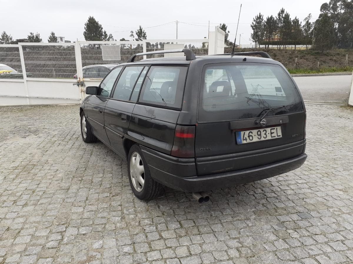 Opel Astra 1.7 TD · motor Izuzo — imagem 6
