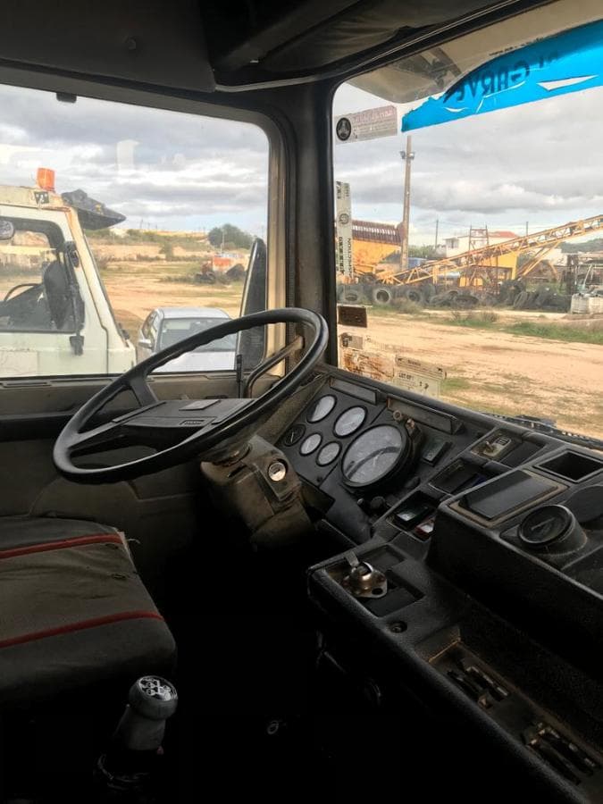 Camión Carrillero Volvo — imagen 6