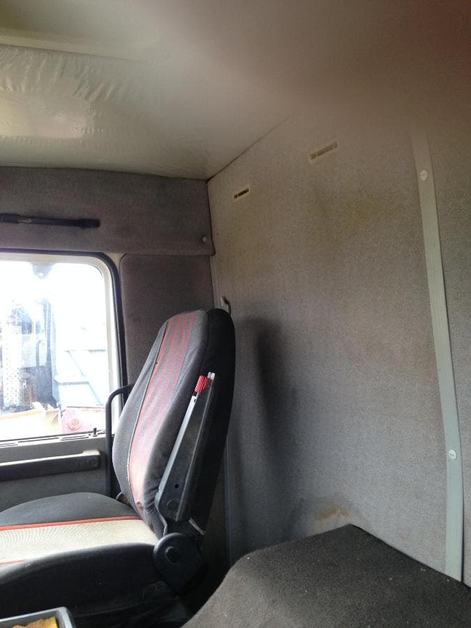 Camión Carrillero Volvo F-12 — imagem 6