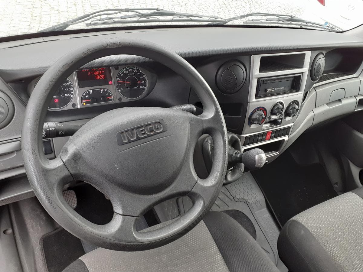 Iveco Daily · Ano 2010 — imagem 10