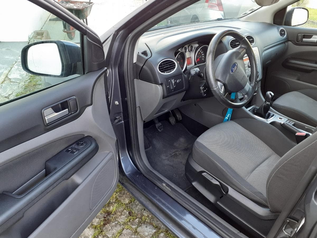 Ford Focus 1.6 TDCI · Ano 2008 — imagem 7