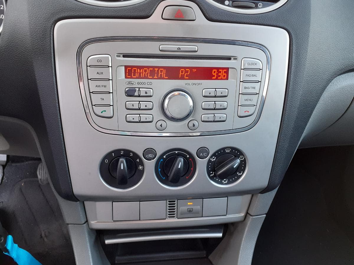 Ford Focus 1.6 TDCI · Ano 2008 — imagem 11