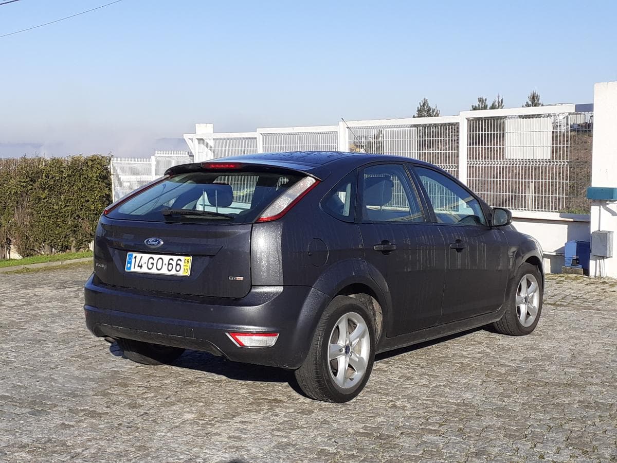 Ford Focus 1.6 TDCI · Ano 2008 — imagem 4