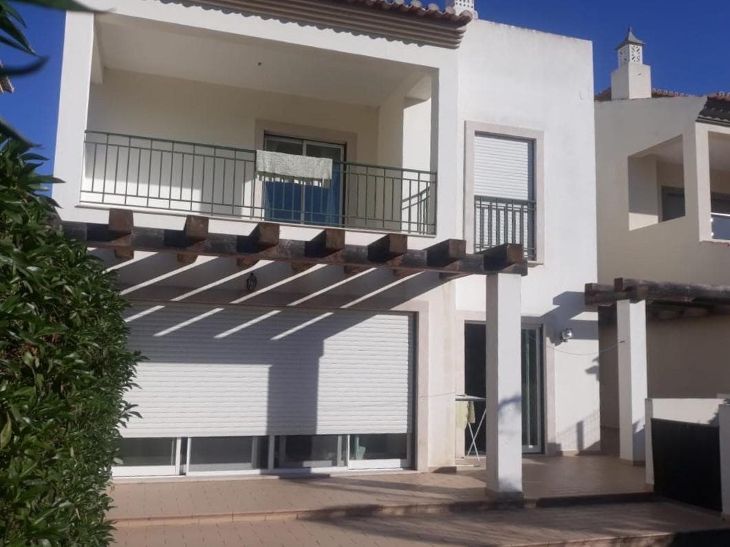 Moradia V3 · Faro — image 9