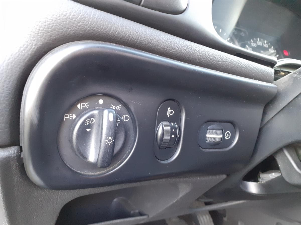 Ford Mondeo 1.8 TD · Ano 1999 — imagen 13