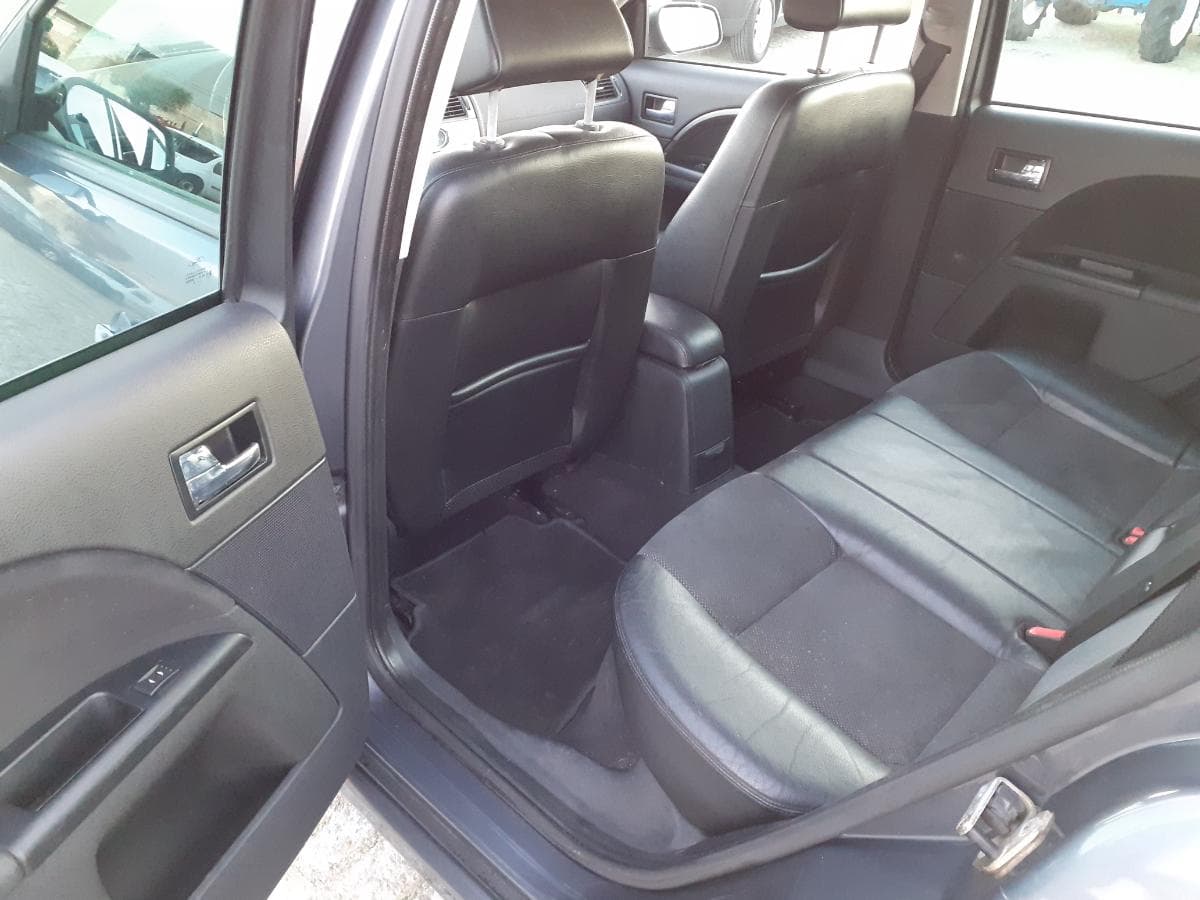 Ford Mondeo 2.2 TDCI · Ano 2004 — imagem 15