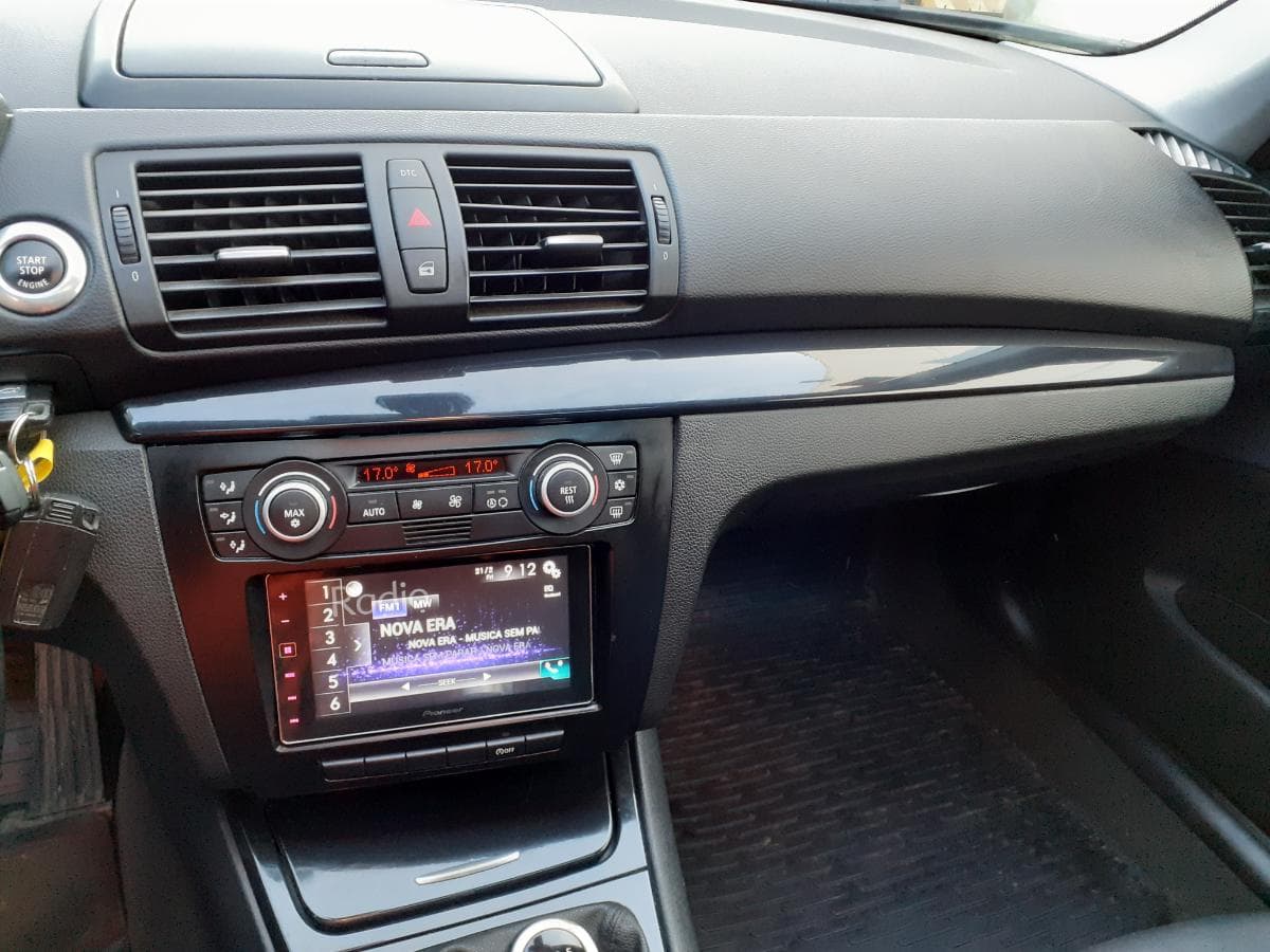 BMW 118D · Ano 2008 — imagem 11