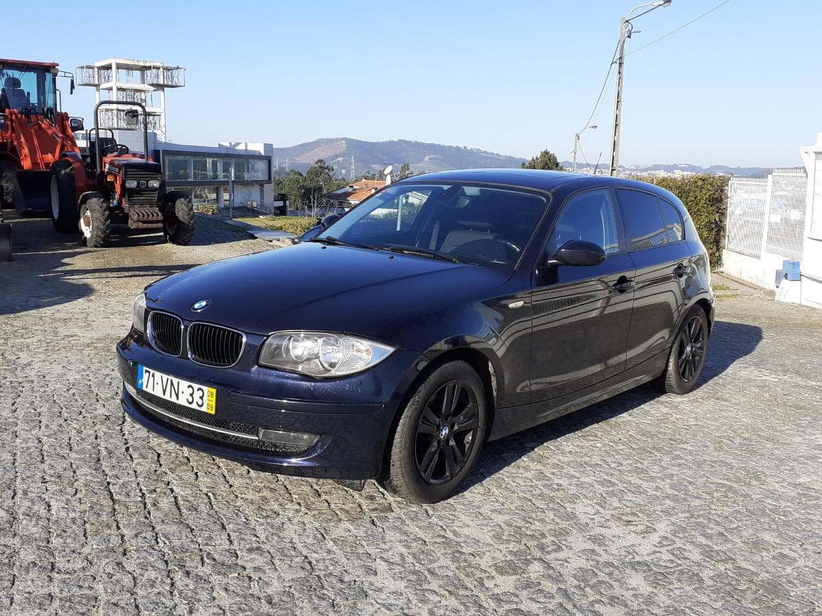 BMW 118D · Ano 2008 — imagem 3