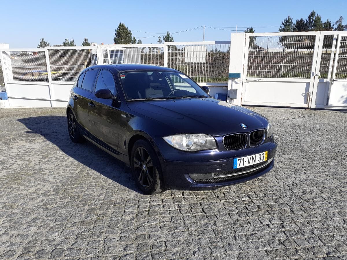 BMW 118D · Ano 2008 — imagem 1
