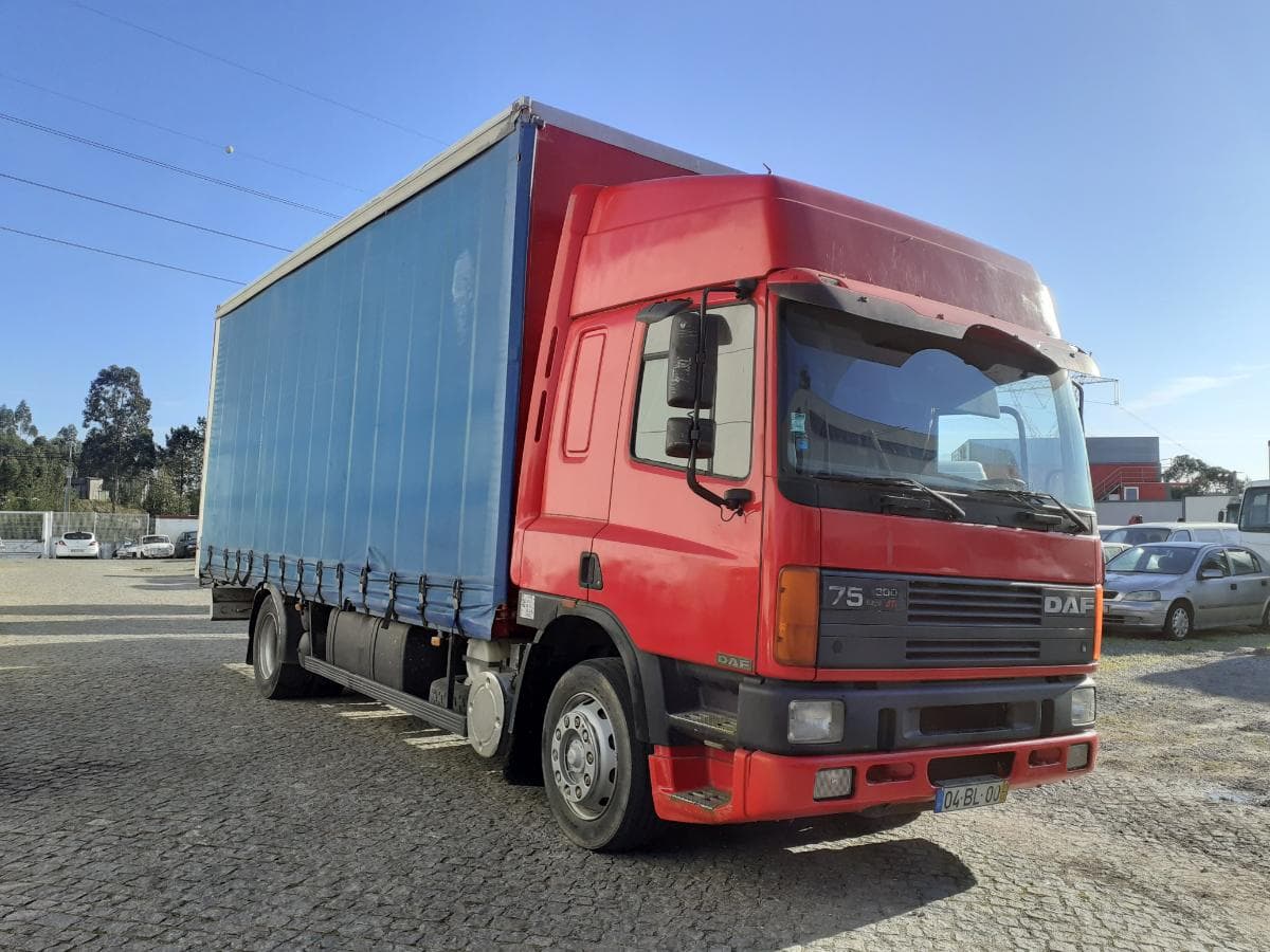 DAF 75.300 — imagem 1