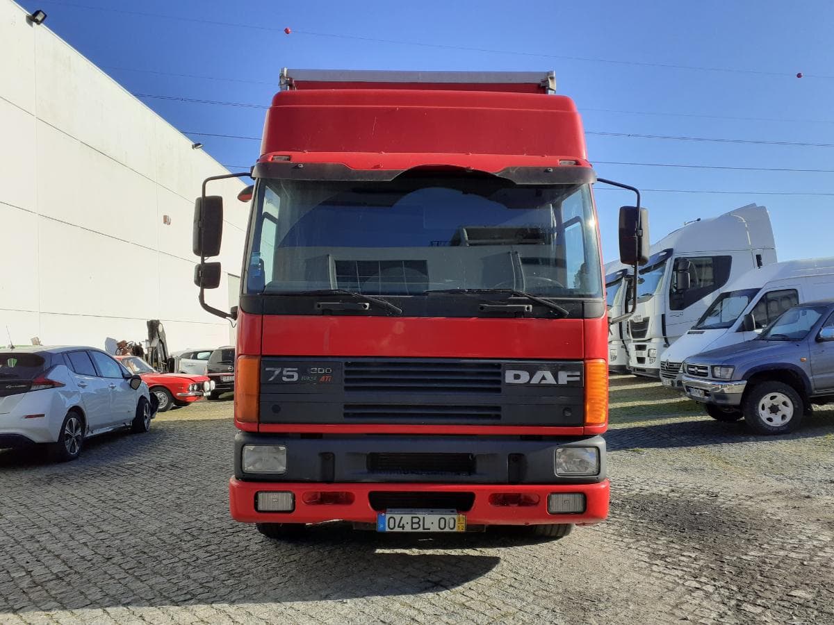 DAF 75.300 — imagem 2