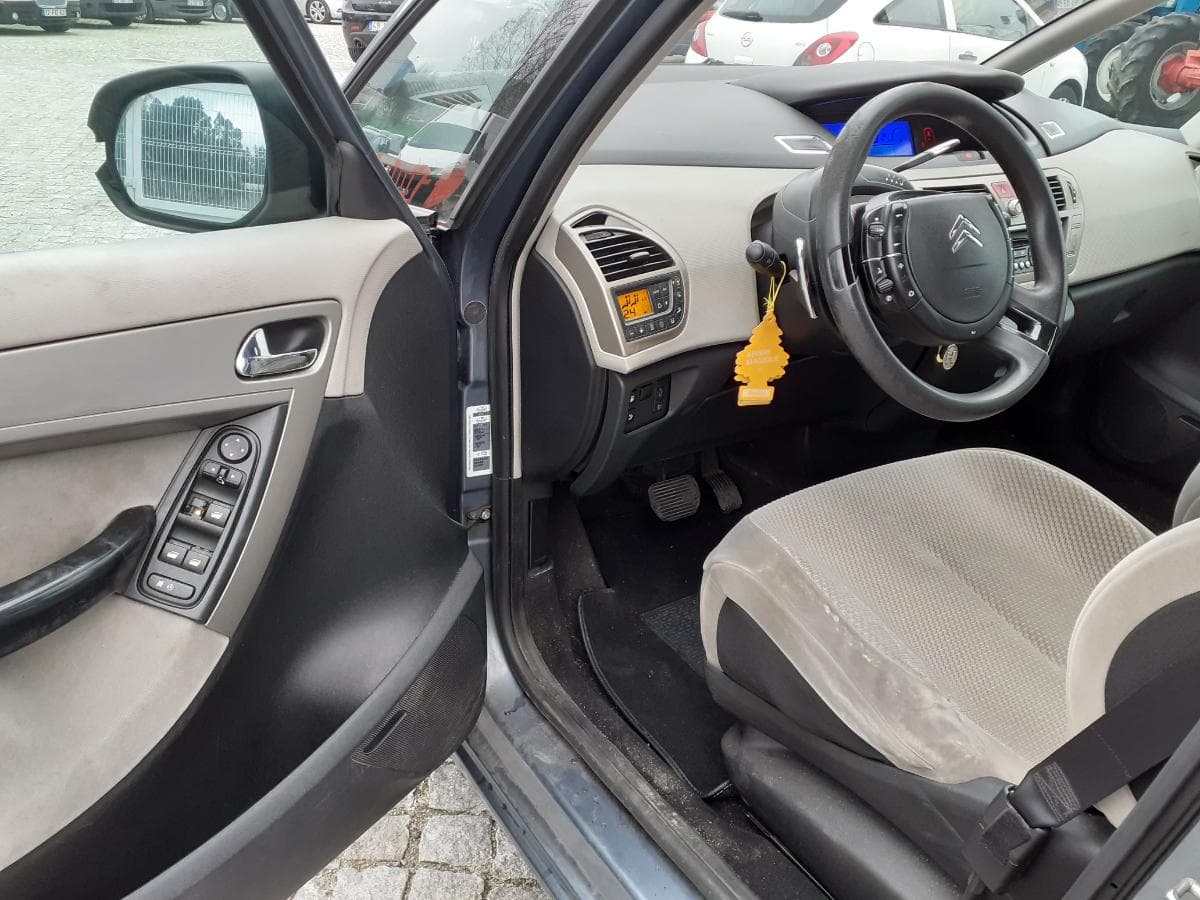 Citroën C4 Picasso — imagen 7