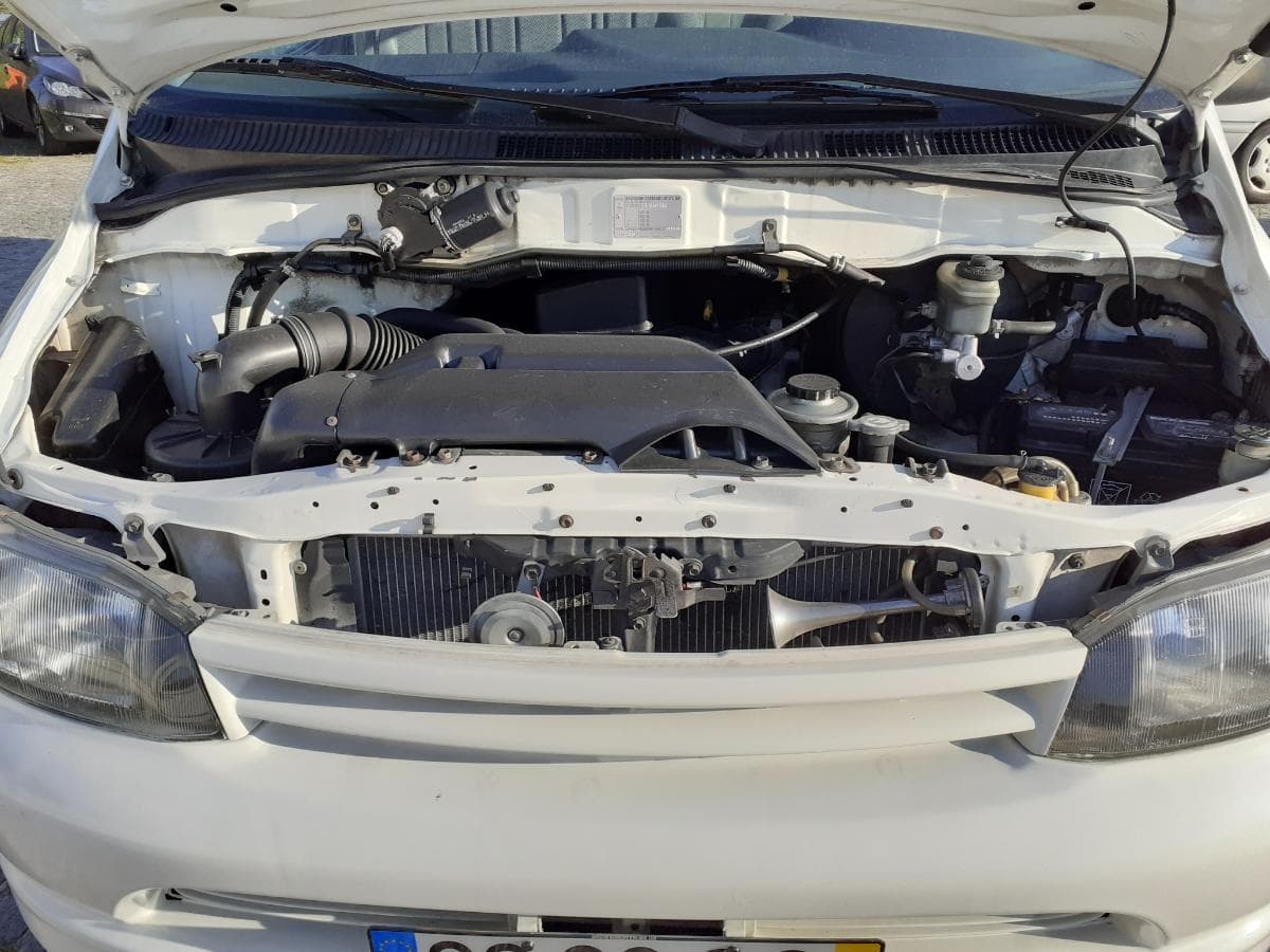 Toyota Hiace 2.4 D — imagen 16