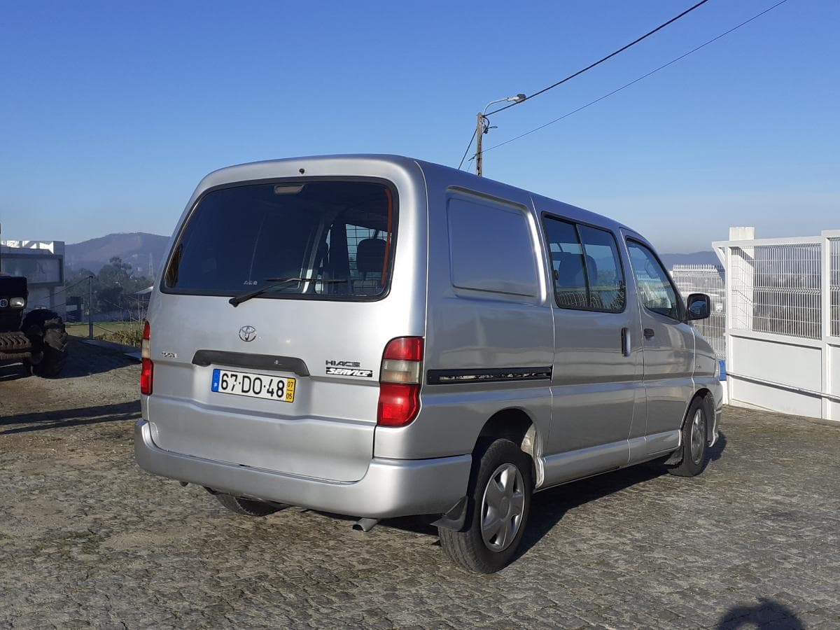 Toyota Hiace 2.5 D — imagen 4