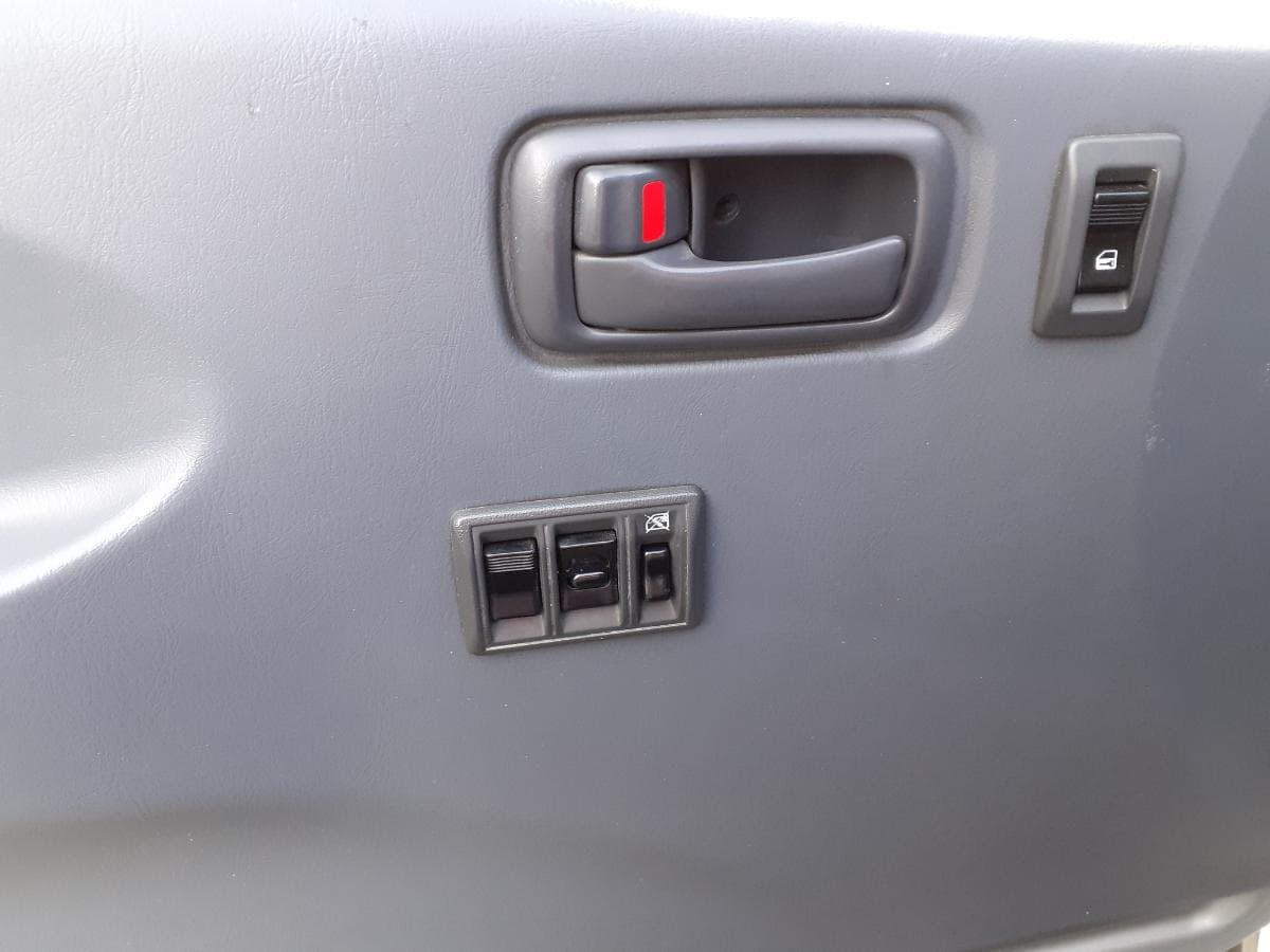 Toyota Hiace 2.5 D — imagen 9