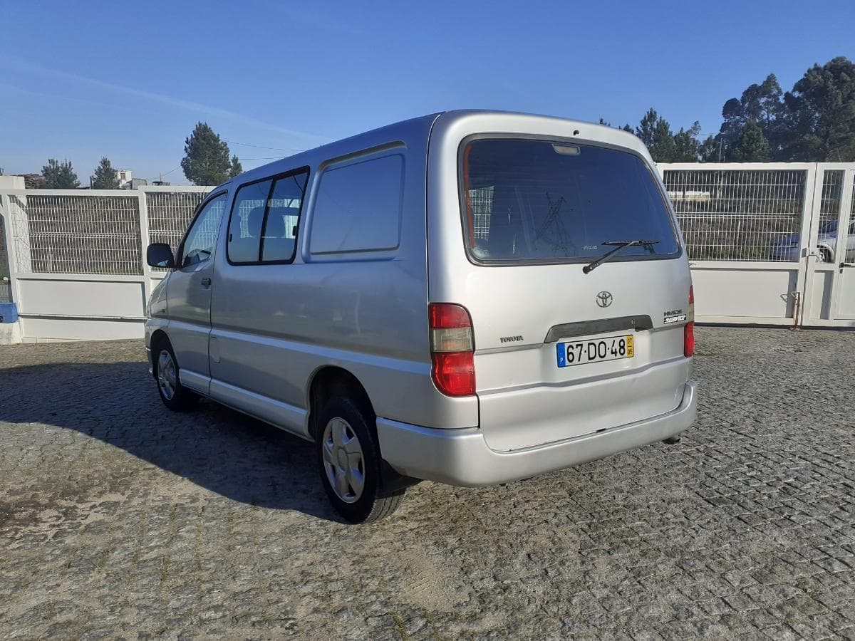 Toyota Hiace 2.5 D — imagen 6
