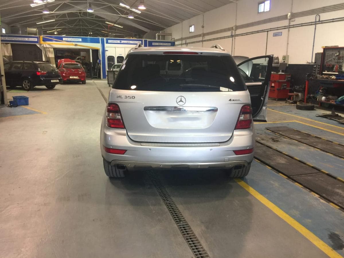 Mercedes ML 350 4 Matic — imagem 8