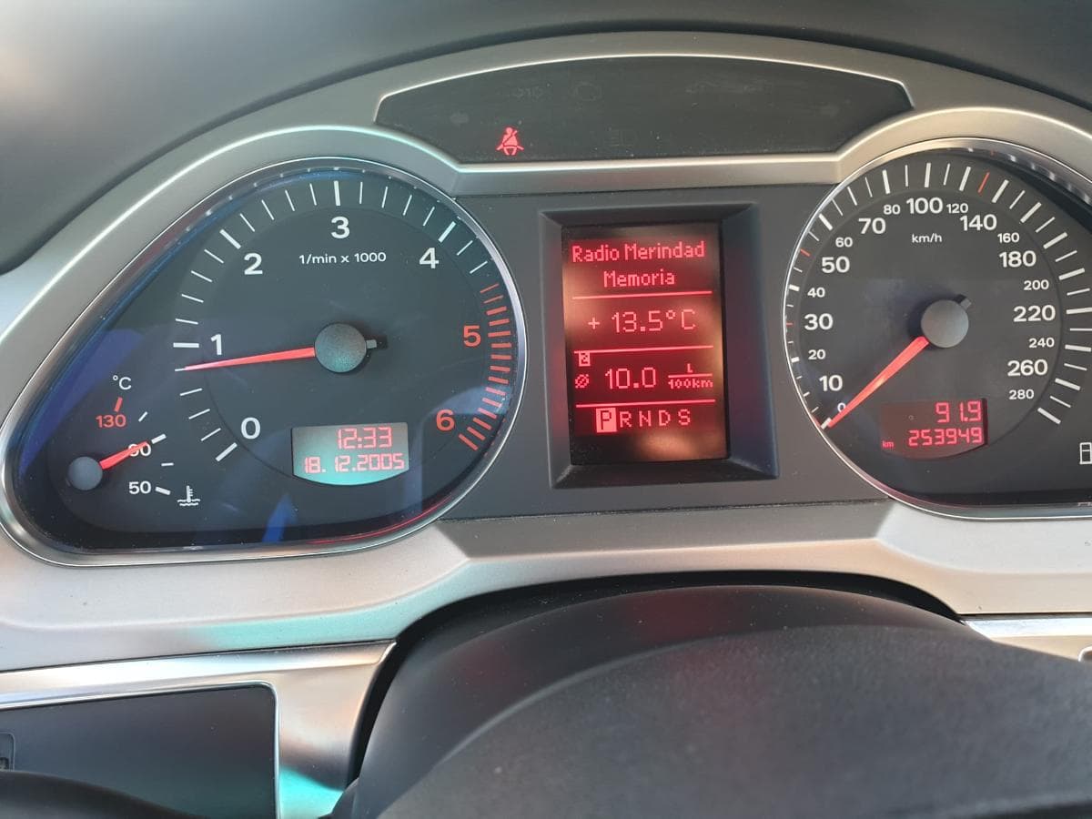 Audi A6 3000 TDI 4x4 — image 12