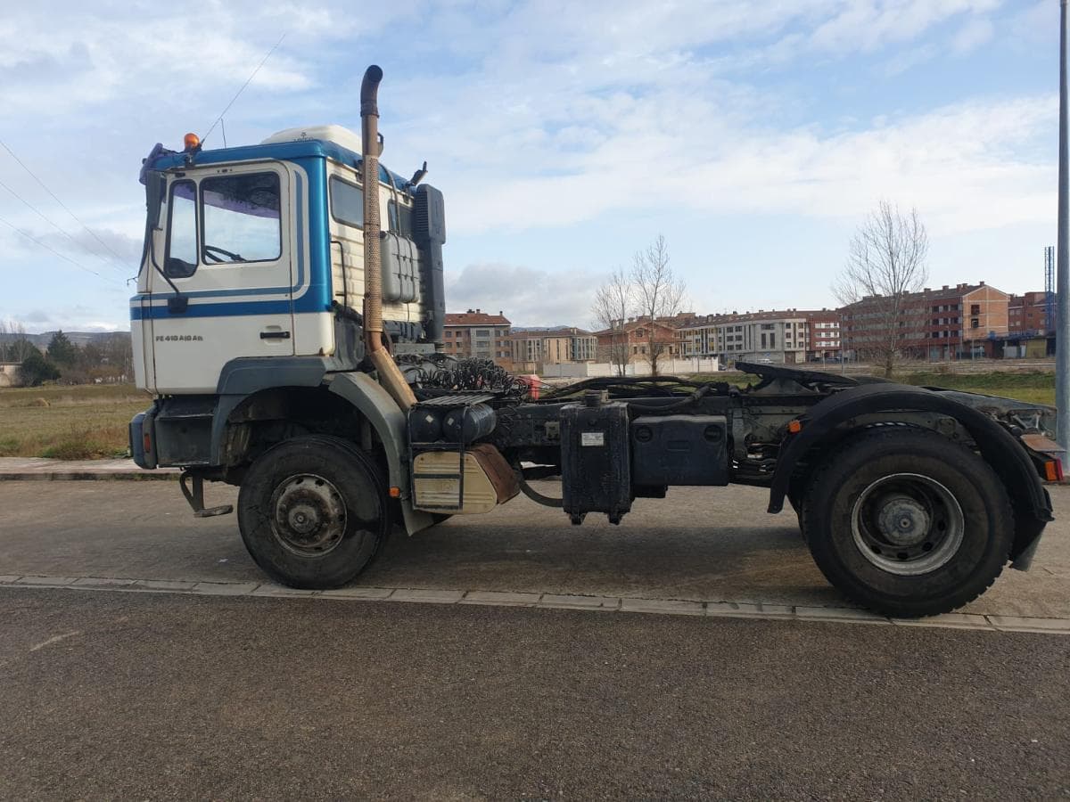 Cabeza tractora Man 410 4x4 — imagem 3