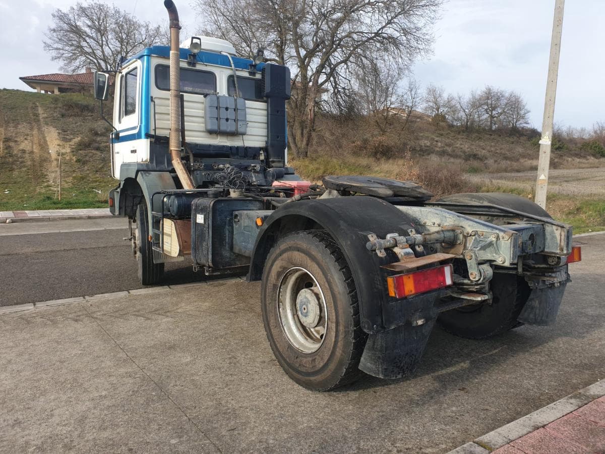Cabeza tractora Man 410 4x4 — imagem 5